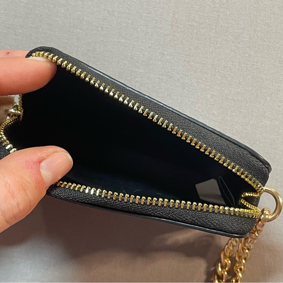 Coach Zip Card Case Wallet w/ Chain; Black Pebbled Leather with Gold Hardware - Picture 10 of 12